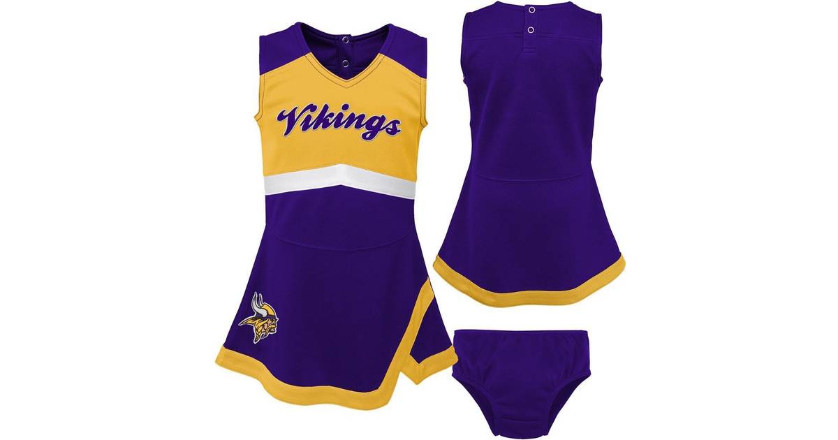 Minnesota Vikings Cheerleader's New Summer Uniform