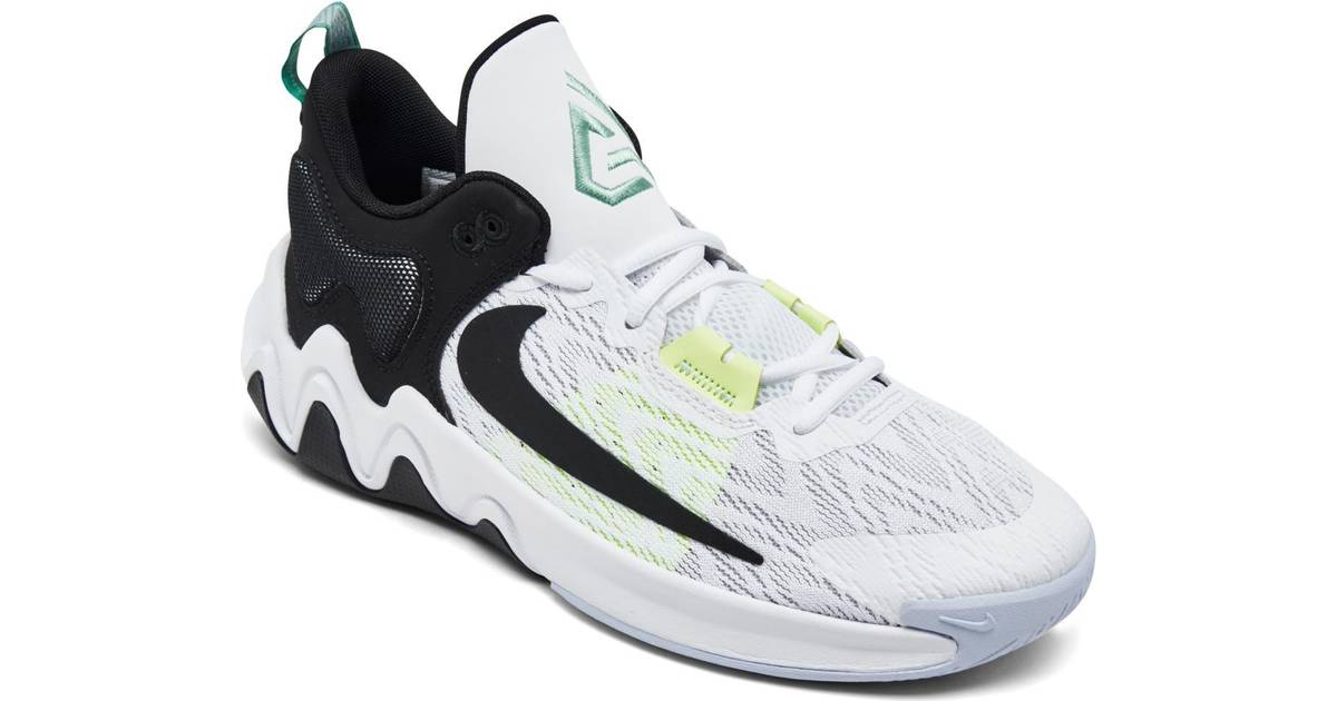 Nike Boys Giannis Immortality Basketball Shoe 5M • Price