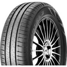 Maxxis Vansmart MCV3+ 215/70 R15C 109/107S