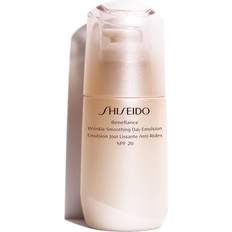 Pipette Ansiktspleie Shiseido Benefiance Wrinkle Smoothing Day Emulsion SPF20 75ml