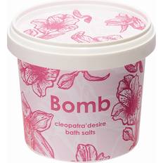 Blomsterduft Badesalter Bomb Cosmetics Cleopatra' Desire Bath Salts 365ml