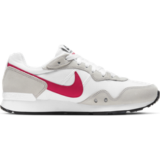 Nike Venture Runner W - White/Black/Siren Red