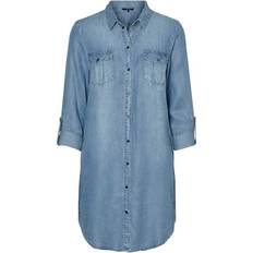 Hemdkleider - Hemdkragen Vero Moda Shirt Midi Dress - Blue/Light Blue Denim