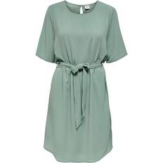 Ausgestellte Kleider - Damen Jacqueline de Yong Amanda 2/4 Belt Dress - Chinois Green
