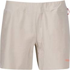 Bergans Fløyen V2 W Shorts - Chalk Sand/Cantaloupe