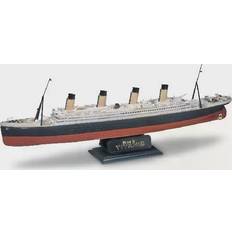 Scale Models & Model Kits Revell RMS Titanic