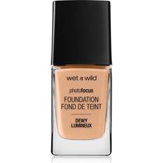 Wet N Wild Photo Focus Dewy Foundation Classic Beige