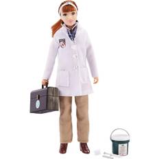 Play Set Breyer Veterinarian with Vet Kit 8" Figure