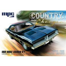 MPC Polar Lights 1969 Dodge "Country Charger" R/T 1:25