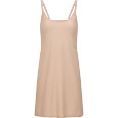 Chantelle SoftStretch Slip - Nude Sand