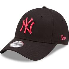 New Era New York Yankees 9FORTY Cap - Black/Bright Rose (12745561)