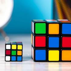 Jigsaw Puzzles Hasbro Worlds Smallest Rubik's