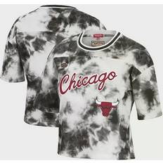 Women's Mitchell and Ness Chicago Bulls NBA Moment T-Shirt