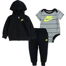 boys nike tracksuit