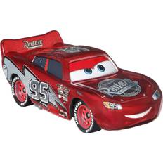 Disney Pixar Cars Track Talkers Mater, 5.5-in, Authentic Favorite Tow Truck  Movie Character Sound Effects Vehicle, Fun Gift for Kids Aged 3 Years and  Older : : Toys & Games