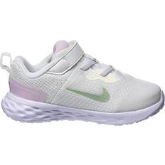 Nike Revolution 6 Next Nature SE TDV