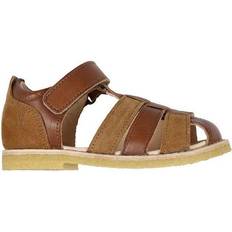 Wheat Bailey Ruskind Sandal