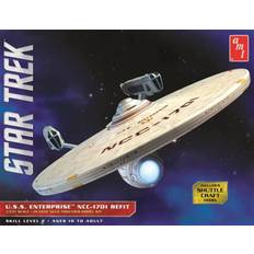 Star trek models Amt Star Trek U.S.S. Enterprise Refit 1:537 Scale Model Kit