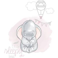 Komar Disney Wandbild von Dumbo Sleepy Kinderzimmer, Babyzimmer, Dekoration, Kunstdruck 50x70cm Breite Höhe