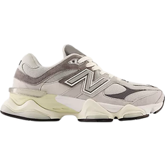 New Balance Sneakers (1000+ products) find prices here »