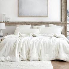 Oversized king bedspreads Chunky Bunny Faux Oversized Bedspread White