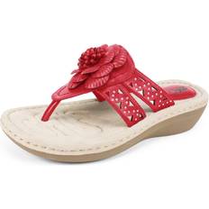 Cliffs BY WHITE MOUNTAIN Women's Cynthia Wedge Sandal, Berry Red/Smooth, W