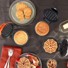 Pineapple Mini Waffle Maker – Dash