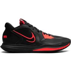 39 Basketballsko Nike Kyrie Low 5 M - Black/Bright Crimson