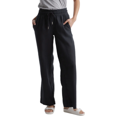 Quince, Pants & Jumpsuits, Quince Ultra Stretch Ponte Straight Leg Pants  In Black