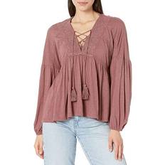Lucky Brand Embroidered Flutter Sleeve Top (Rose Brown) Women's