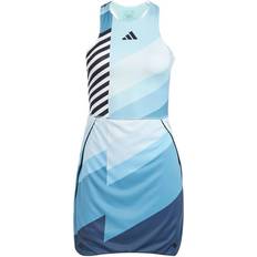 Blau - Tennis Kleider adidas Tennis Transformative Aeroready Pro Dress - Flash Aqua/Black