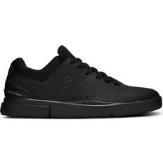 Laced Racket Sport Shoes On The Roger Advantage M - Black