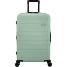 American Tourister Novastream Spinner 67cm