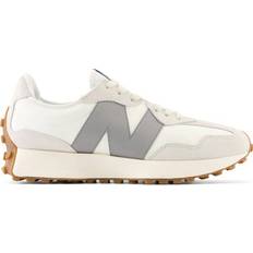 New Balance Sneakers (1000+ products) find prices here »