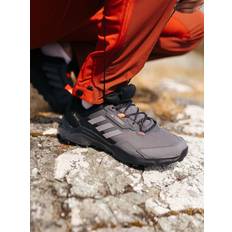 45 ⅓ Trekkingschuhe Adidas Terrex AX4 GTX