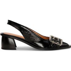 Damen Pumps Ganni Feminine Buckle Slingback Pump Naplack Pumps Black