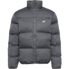 Grau - Herren Jacken Nike Men's Sportswear Club Puffer Jacket - Iron Grey/White