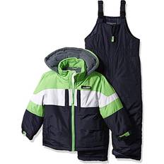 Nike Sportswear Heavyweight Synthetic Fill EasyOn Big Kids' Therma-FIT  Repel Loose Hooded Vest.