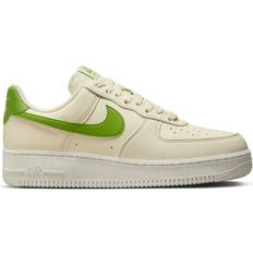 Nike Beige - Dame Joggesko Nike Air Force 1 '07 Next Nature W - Coconut Milk/Sail/Volt/Chlorophyll