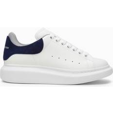 Alexander McQueen Women Sneakers Alexander McQueen Oversized Sneaker Item 705060WIE9A8727