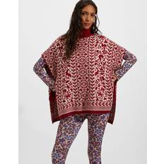 Damen - Rot Capes & Ponchos La DoubleJ High Neck Poncho Frau Strickwaren Norwegian Bicolore