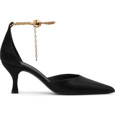 Ferragamo Heels & Pumps Ferragamo Dana black leather pumps