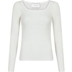 Neo Noir Bluser Neo Noir Corine Boucle Knit Bluse, Off White