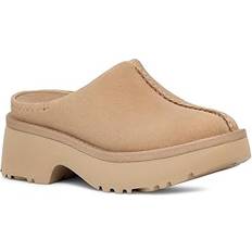 Clogs UGG New Heights Clog Sand Women's Clog Shoes Beige