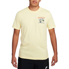 Nike Sportswear Men's T-shirt - Soft Yellow