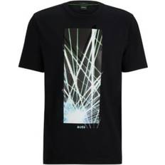 Hugo Boss M - Men T-shirts Hugo Boss Men's Seasonal Artwork Regular-Fit T-shirt Black