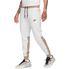 Nike Men - White Pants Nike Sportswear Tech Fleece Sweatpants Men - Summit White/Khaki/Black