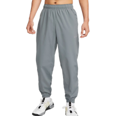 Reflectors Pants Nike Form Men's Dri FIT Tapered Versatile Pants - Smoke Grey/Black