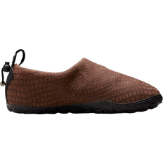 Bluesign /EU Eco Label/FSC (The Forest Stewardship Council)/GOTS (Global Organic Textile Standard)/GRS (Global Recycled Standard)/OEKO-TEX/PETA/RDS (Responsible Down Standard)/The Vegan Society Shoes Nike ACG Moc Premium M - Brown/Black