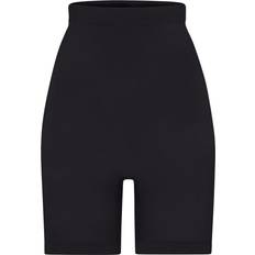 Skiing - Women Shapewear & Under Garments SKIMS Seamless Sculpt High-Waisted Above The Knee Short - Black